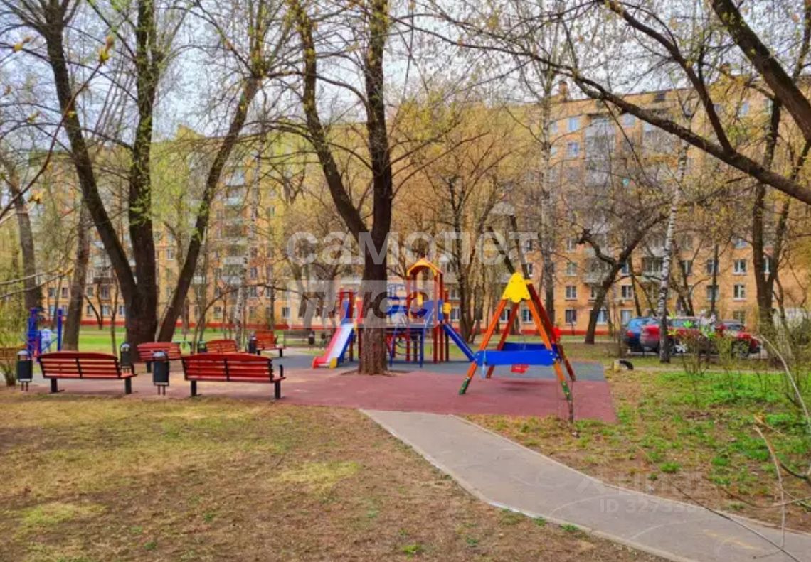 Аренда студии Староватутинский проезд,  д. 1