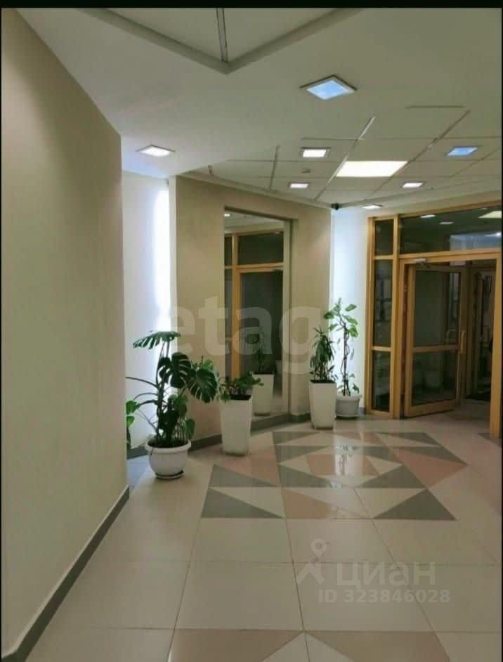 Продажа 2-комн квартиры на вторичном рынке улица Твардовского, 2к4