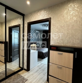 Продажа 1-комн квартиры на вторичном рынке Лобня г, Окружная ул,  д. 1