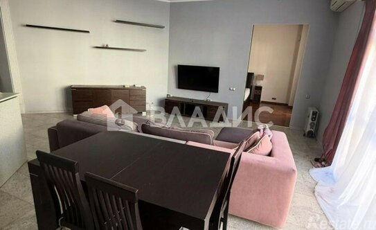 Продажа 2-комн квартиры на вторичном рынке Самотёчная улица