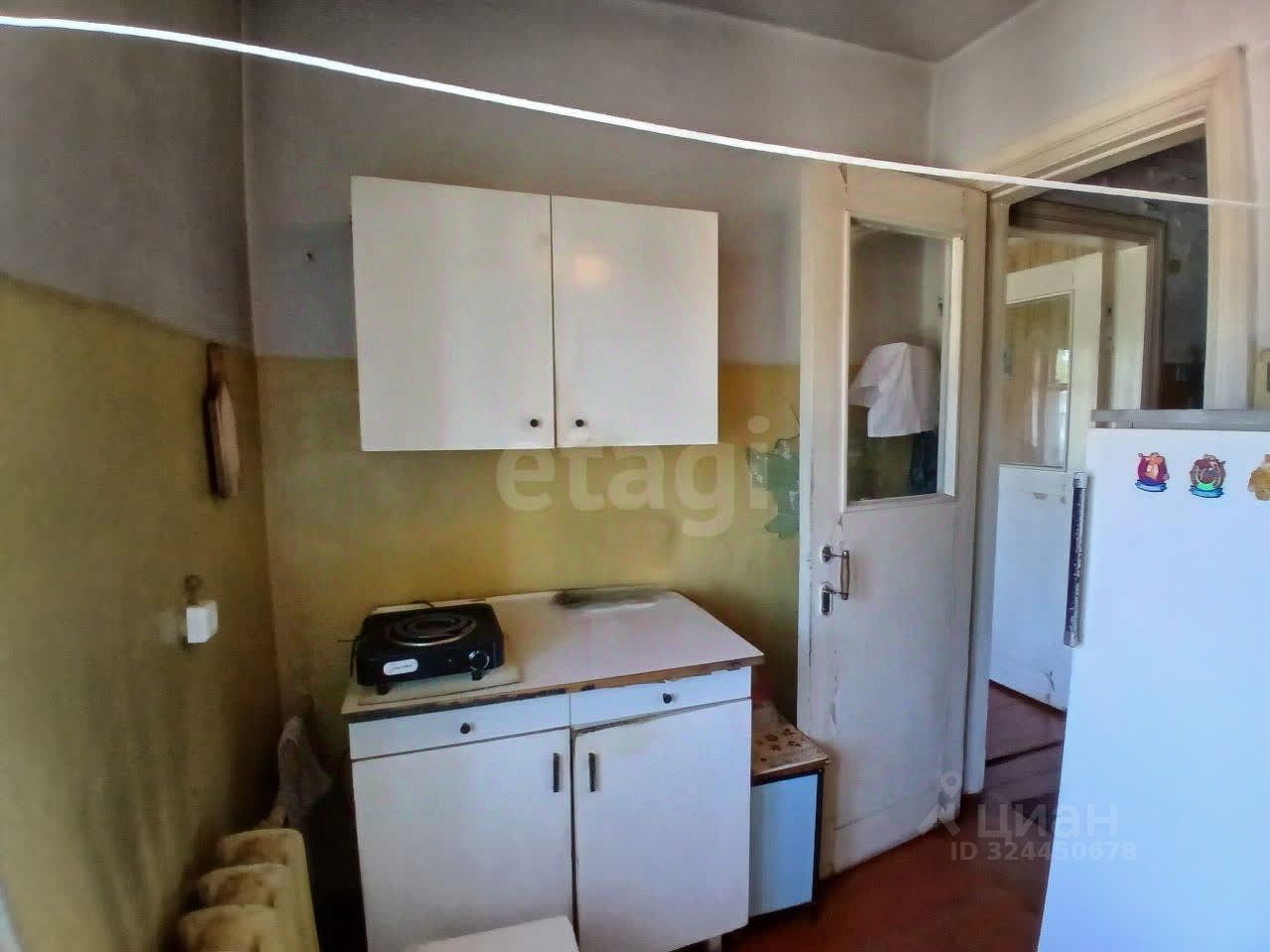 Продажа 2-комн квартиры на вторичном рынке Новая Ладога, улица Ворошилова, 27