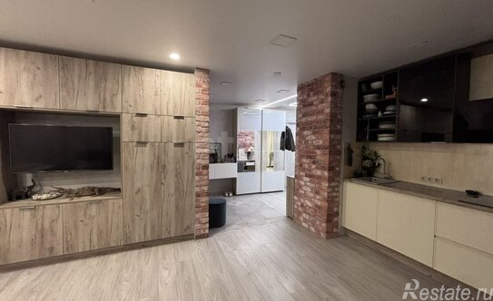 Продажа 2-комн квартиры на вторичном рынке Уткин пр-кт,  д. 13,  к. 5