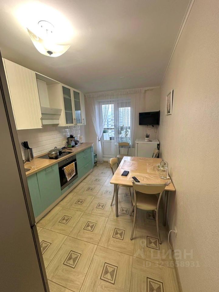 Продажа 1-комн квартиры на вторичном рынке улица Русановская, 18к1