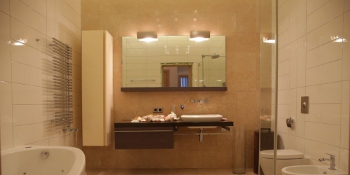 4-комн квартира наб. Мартынова,  д. 74