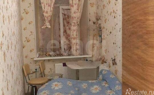 Продажа 4-комн квартиры на вторичном рынке Советская 8-я ул,  д. 10