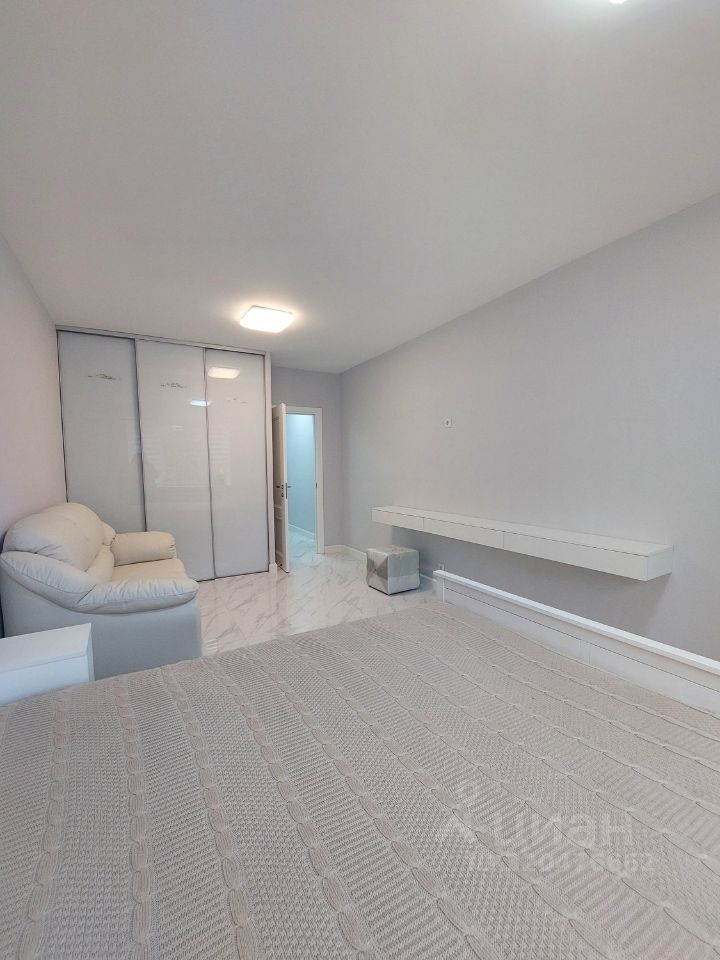 Продажа 1-комн квартиры на вторичном рынке Украинский бульвар, 3