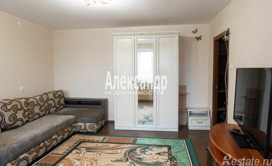 Продажа 2-комн квартиры на вторичном рынке Учебный пер,  д. 10,  к. 1