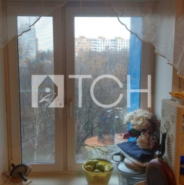 Продажа 2-комн квартиры на вторичном рынке 4-й кв-л, 9