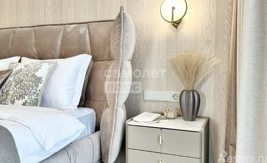 Продажа 4-комн квартиры на вторичном рынке ул Годовикова,  д. 11,  к. 3