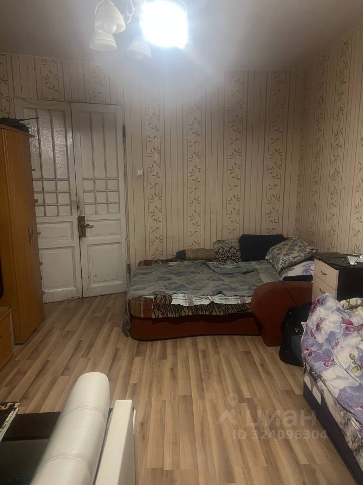 Продажа комнаты 19-я Васильевского острова линия, 8