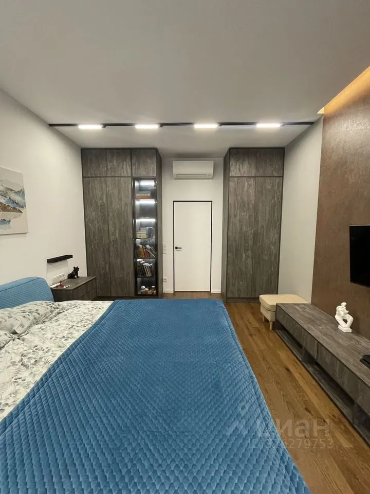 Продажа 2-комн квартиры на вторичном рынке улица Жукова, 1