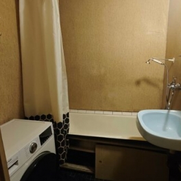 Продажа 3-комн квартиры на вторичном рынке Хабаровская улица,  д. 2