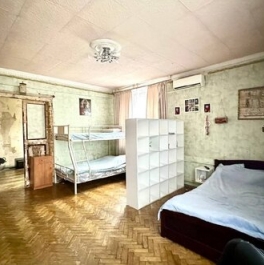 Продажа 4-комн квартиры на вторичном рынке Первомайская улица,  д. 109/2