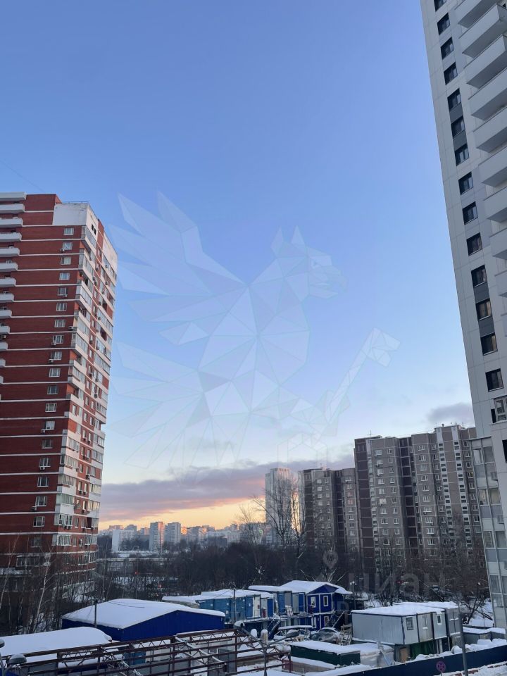 Продажа 2-комн квартиры на вторичном рынке Веерная улица, 26А
