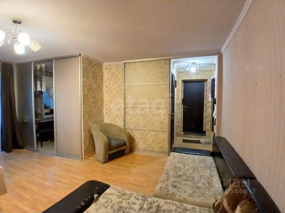 Продажа 1-комн квартиры на вторичном рынке Волхов, Волгоградская улица, 9