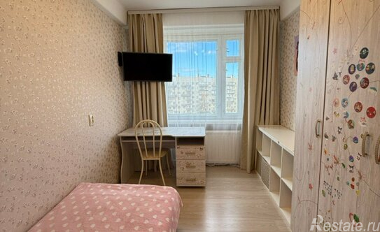 Продажа 3-комн квартиры на вторичном рынке Комендантский пр-кт,  д. 28,  к. 2