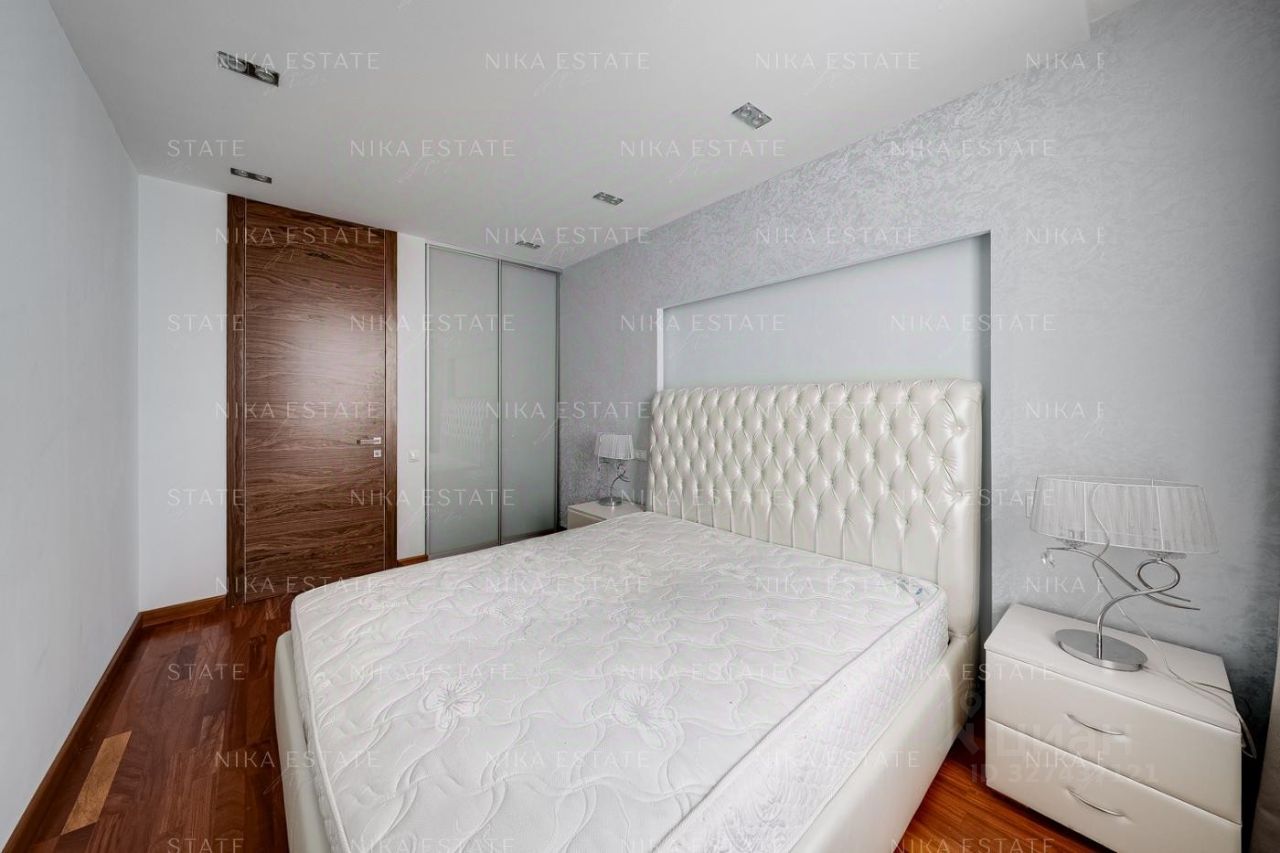 Аренда 3-комн квартиры на вторичном рынке Мосфильмовская улица, 88к2с4