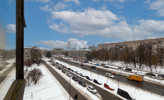 Продажа 2-комн квартиры на вторичном рынке Ланское ш,  д. 11