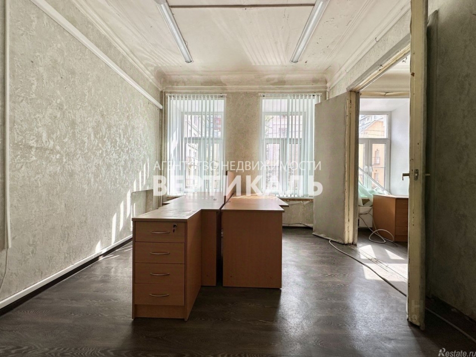 Аренда 4-комн квартиры на вторичном рынке улица Фадеева,  д. 10