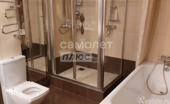 Продажа 3-комн квартиры на вторичном рынке Нежинская улица,  д. 8 к1