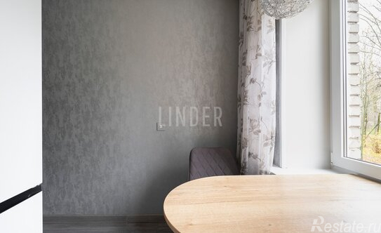 Продажа 2-комн квартиры на вторичном рынке Космонавтов пр-кт,  д. 27 к5