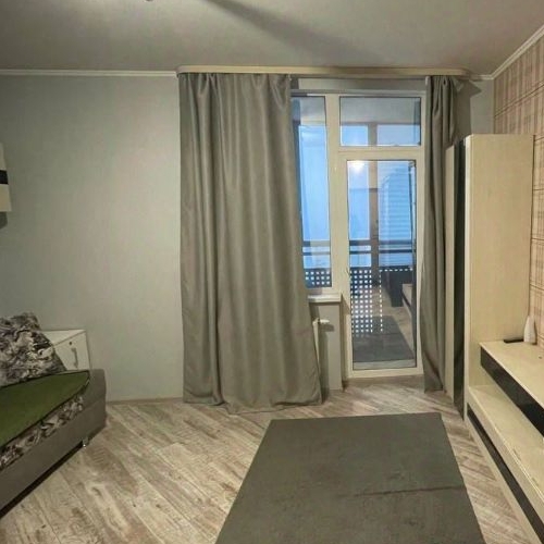 Студия проспект Александровской фермы, 8