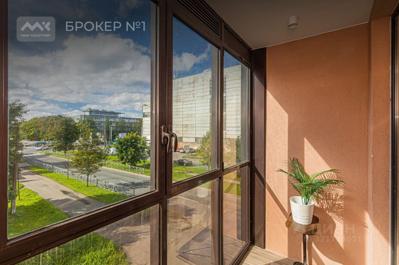 Продажа 1-комн квартиры на вторичном рынке Большой Смоленский проспект, 30