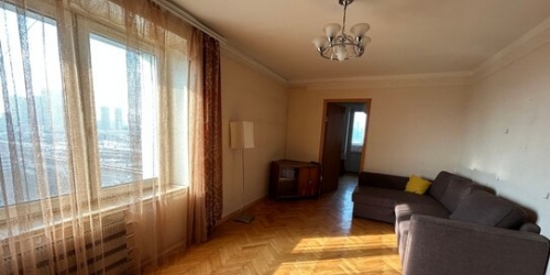 3-комн квартира улица Подвойского,  д. 26