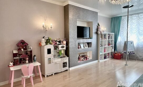 Продажа 2-комн квартиры на вторичном рынке Космонавтов пр-кт,  д. 61 к2