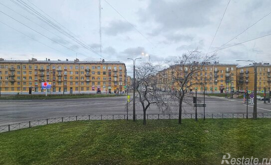 Продажа 2-комн квартиры на вторичном рынке ул Наличная,  д. 22