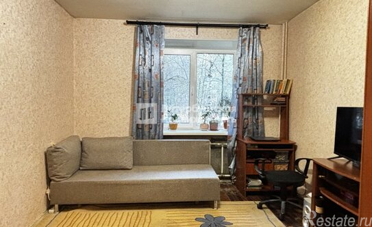 Продажа 3-комн квартиры на вторичном рынке Культуры пр-кт,  д. 8