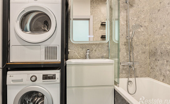 Продажа 2-комн квартиры на вторичном рынке Лиговский пр-кт,  д. 232