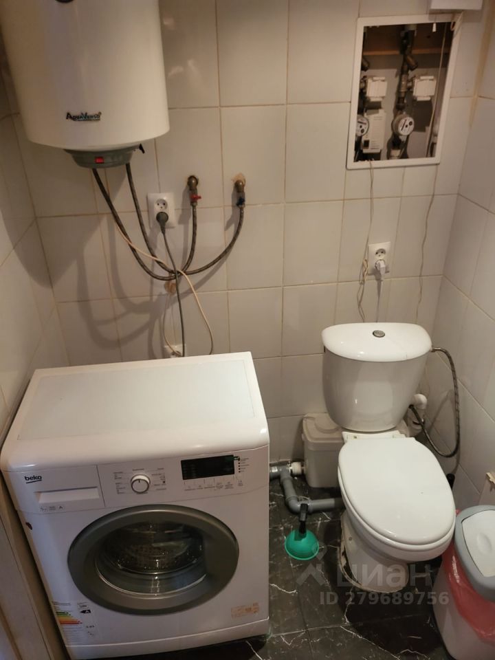 Продажа 5-комн квартиры на вторичном рынке Кирочная улица, 11