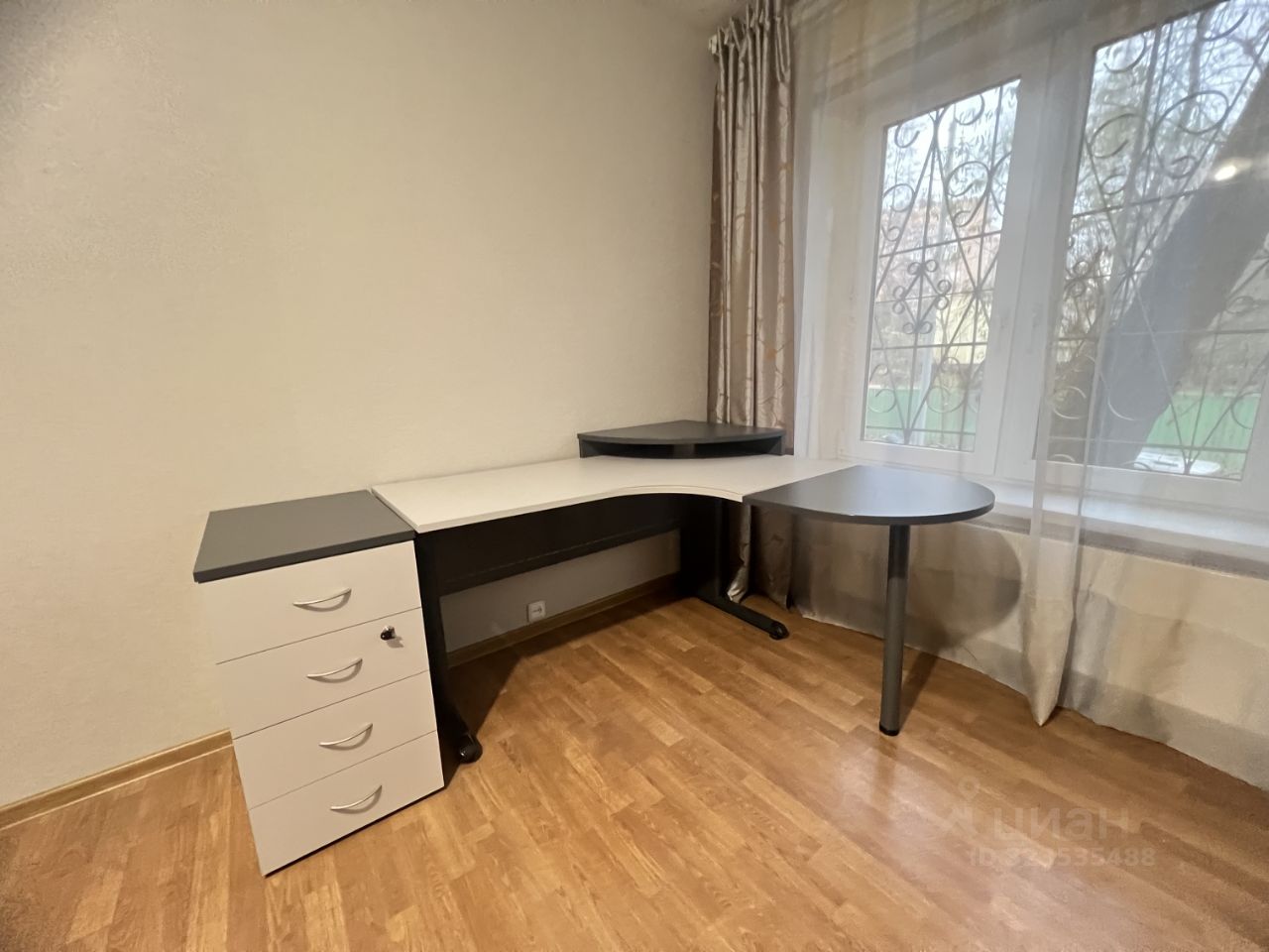 Аренда 3-комн квартиры на вторичном рынке улица Бестужевых, 21Б