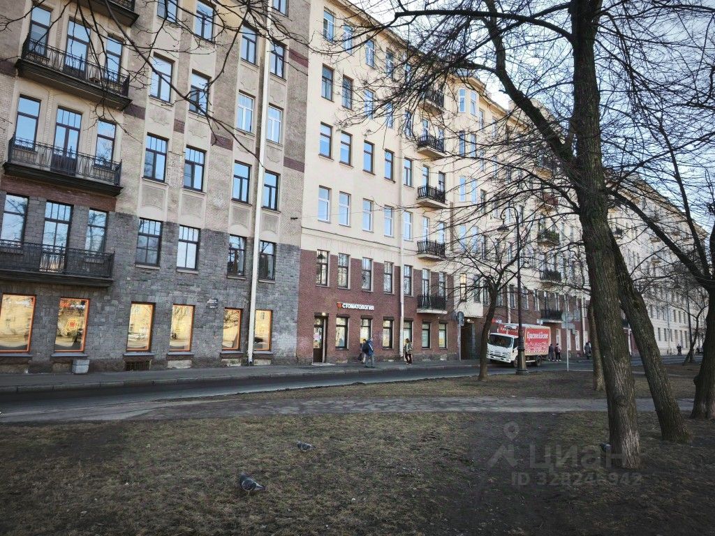 Продажа комнаты проспект Большой Васильевского острова, 56