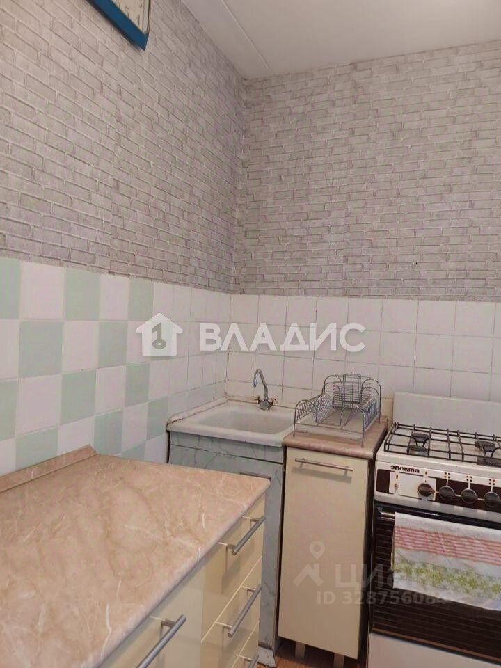 Продажа 2-комн квартиры на вторичном рынке улица Добролюбова, 27А