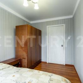 Продажа 2-комн квартиры на вторичном рынке Белградская улица,  д. 10 к2
