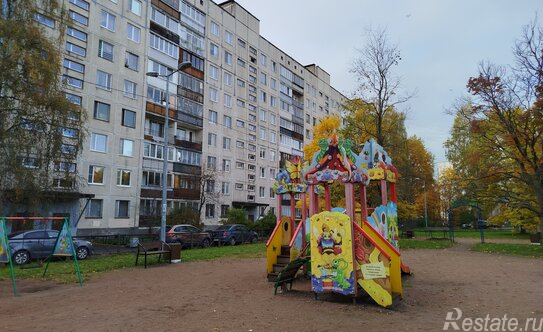 Продажа 2-комн квартиры на вторичном рынке Просвещения пр-кт,  д. 46,  к. 2