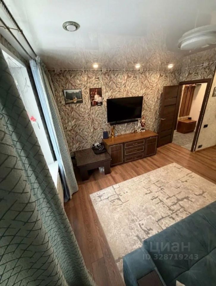 Продажа 1-комн квартиры на вторичном рынке улица Красных Зорь, 45