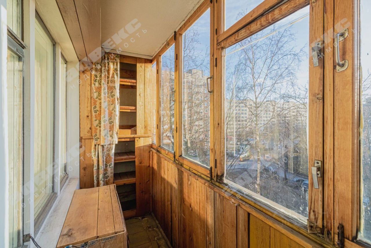 Продажа 3-комн квартиры на вторичном рынке Бухарестская улица, 23К2