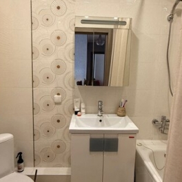 Аренда 2-комн квартиры на вторичном рынке улица Седова,  д. 42 к2