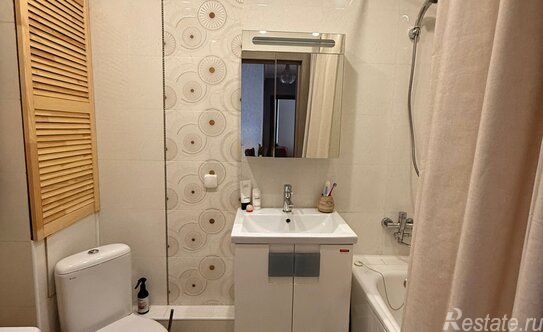 Аренда 2-комн квартиры на вторичном рынке улица Седова,  д. 42 к2