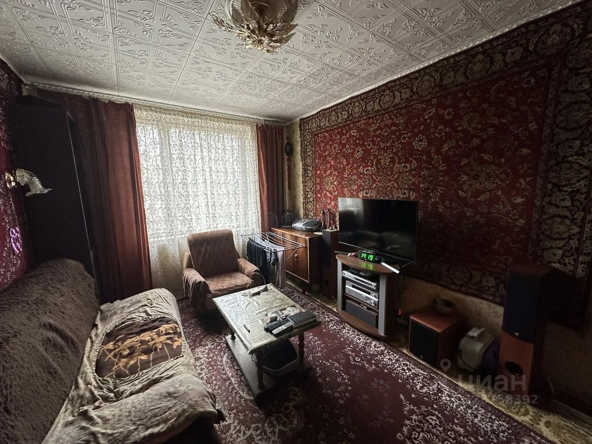 Продажа 2-комн квартиры на вторичном рынке Чертановская улица, 33К1