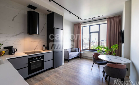 Продажа 2-комн квартиры на вторичном рынке ул Паршина,  д. 10,  к. 4