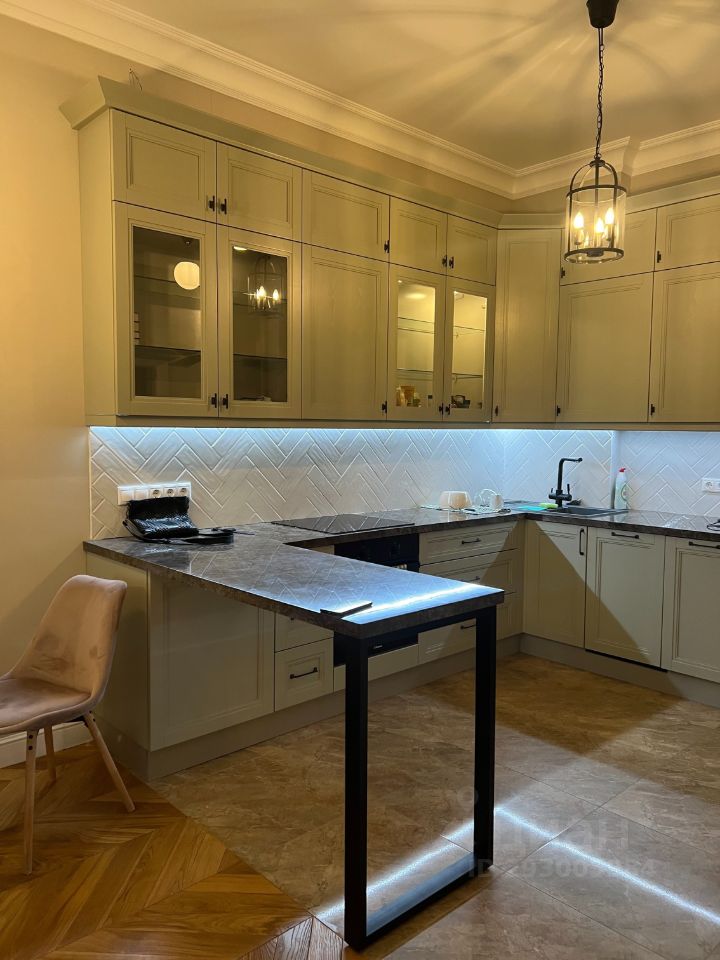 Аренда 2-комн квартиры на вторичном рынке Большая Почтовая улица, 30с1к11