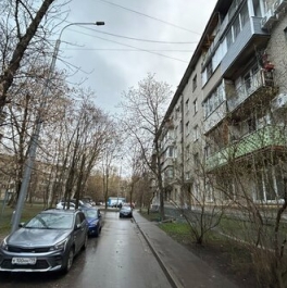 Продажа 1-комн квартиры на вторичном рынке ул Знаменская,  д. 39