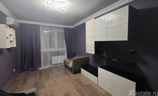 Продажа 2-комн квартиры на вторичном рынке Железнодорожный, улица Корнилаева,  д. 28