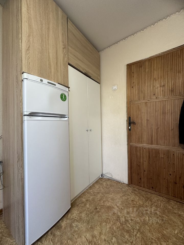 Продажа комнаты Искровский проспект, 6К3