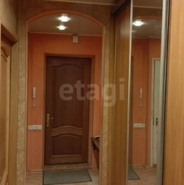 Продажа 3-комн квартиры на вторичном рынке Добровольцев ул,  д. 38
