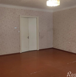 Продажа 3-комн квартиры на вторичном рынке Зверинская улица,  д. 5